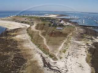 La grande le des Glnan vue
                                  depuis un cerf-volant.